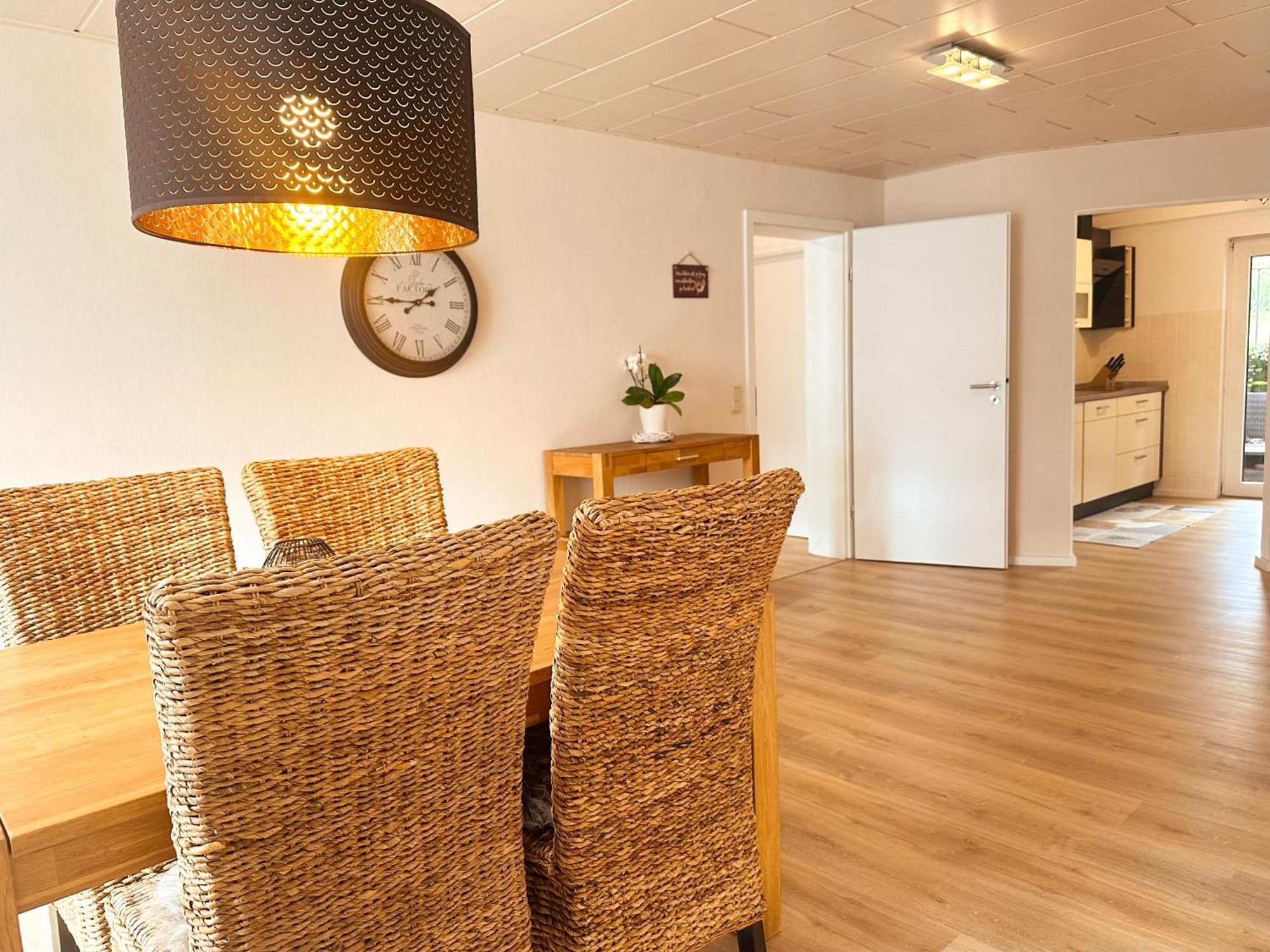 Gemuetliche Ferienwohnung In Der Eifel - Naehe Mosel Bausendorf Kültér fotó